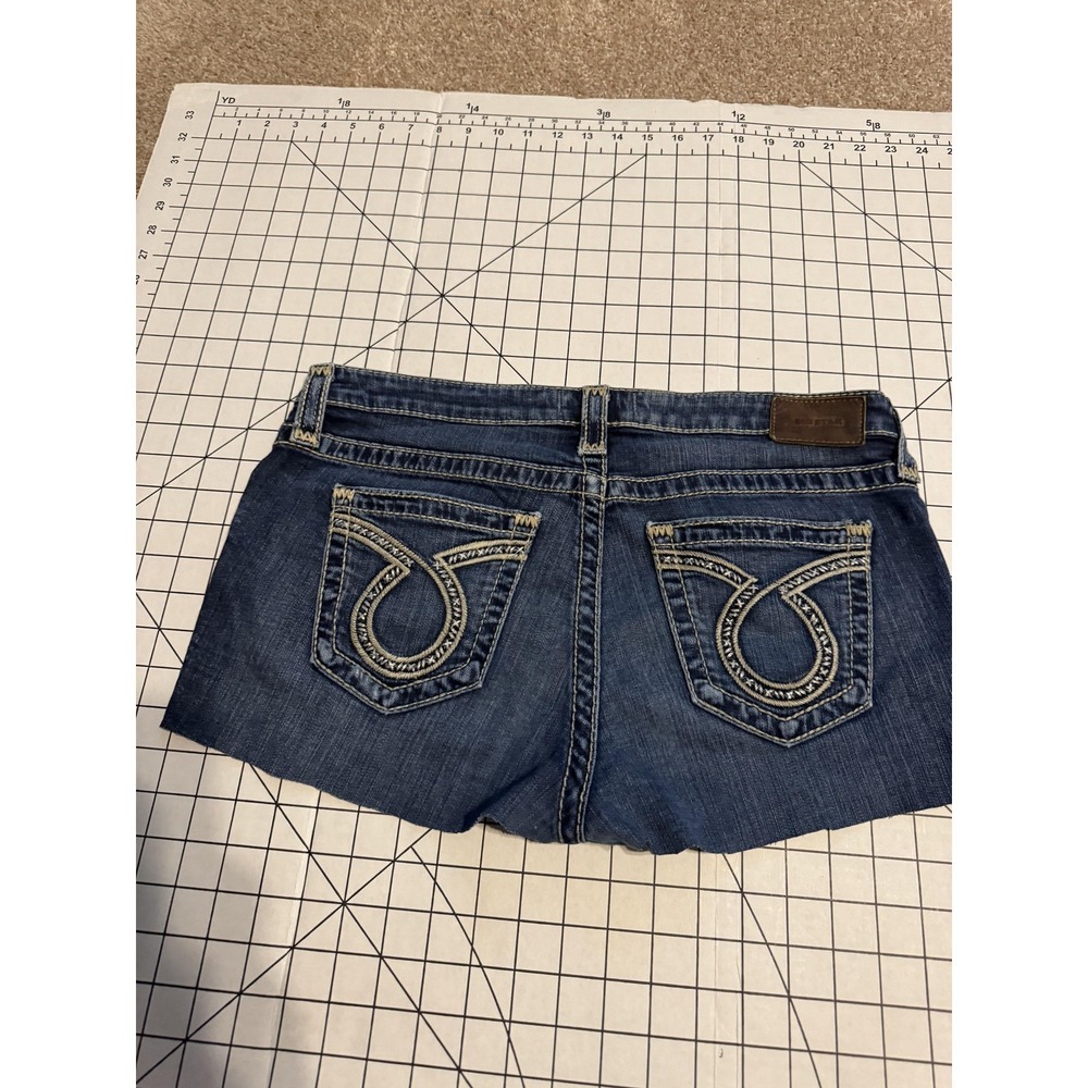 Big Star Shorts Womens 32 Blue Denim Cut Off Raw Hem Embroidered Back Pockets